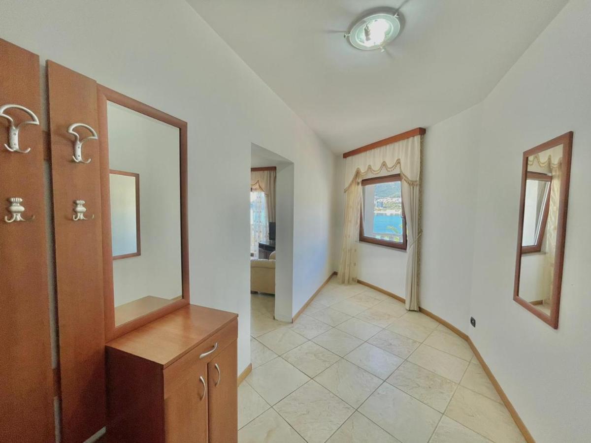 Sea View Apartments Rafailovici Budva Exterior photo