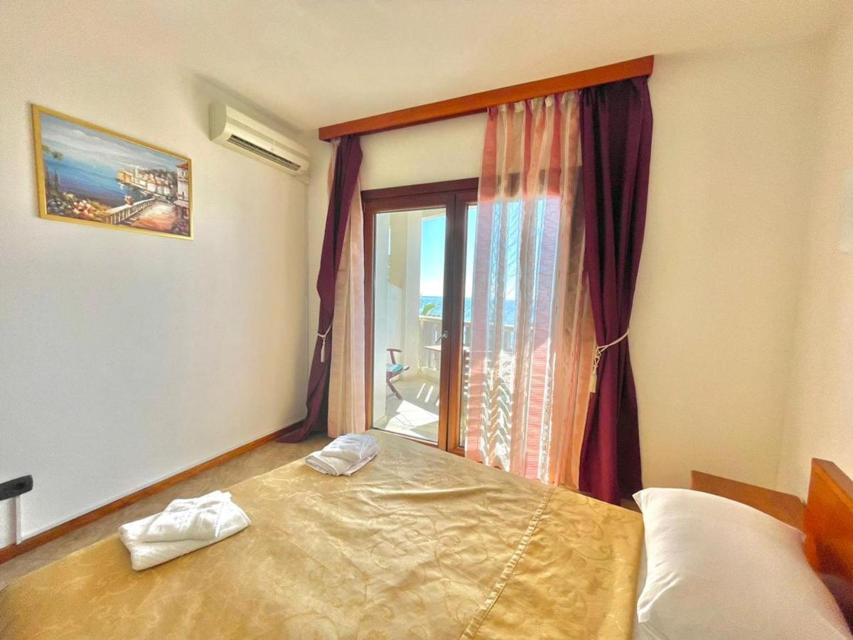 Sea View Apartments Rafailovici Budva Exterior photo